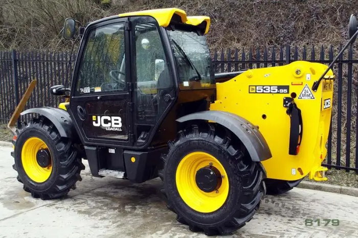 Телескопический погрузчик JCB 535-95 2017 года- фото № 3