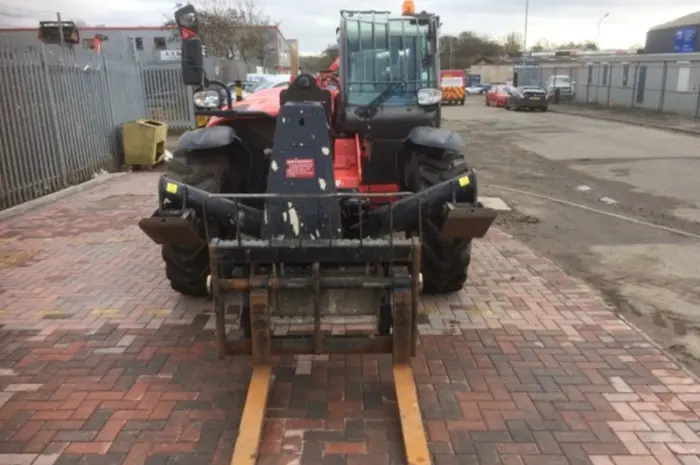 Телескопический погрузчик Manitou MT 1335 2014 года- фото № 4