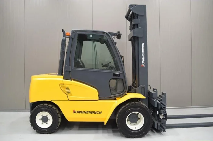 Вилочный погрузчик повышенной проходимости JUNGHEINRICH DFG 550- фото № 2