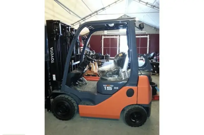 Вилочный погрузчик TOYOTA 02-8FGF15 2015 года новый- фото № 2