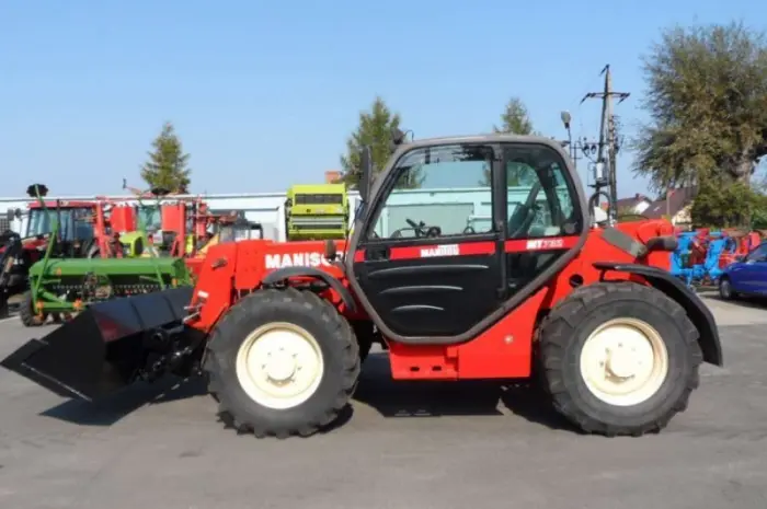 Телескопический погрузчик Manitou MT 732 2002 года- фото № 8