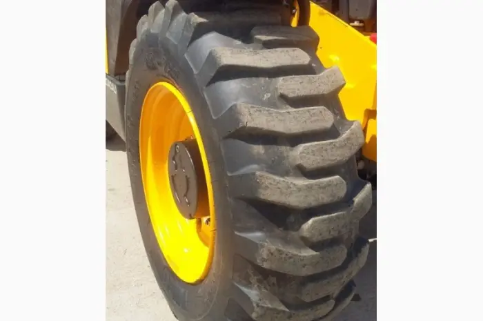 Погрузчик телескопический JCB 541-70 2008 года- фото № 2