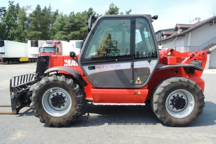 Телескопический погрузчик Manitou MLT 845 2011 года- фото № 6