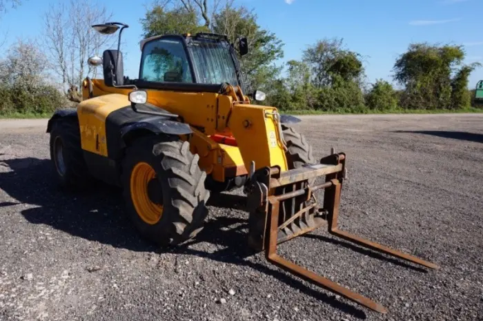 Телескопический погрузчик JCB 535-95 2012 года- фото № 3