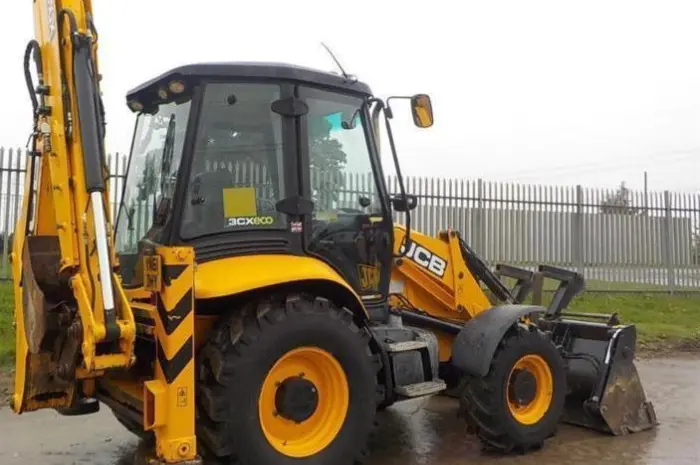 Экскаватор-погрузчик JCB 3CX Contractor 2011 года- фото № 2