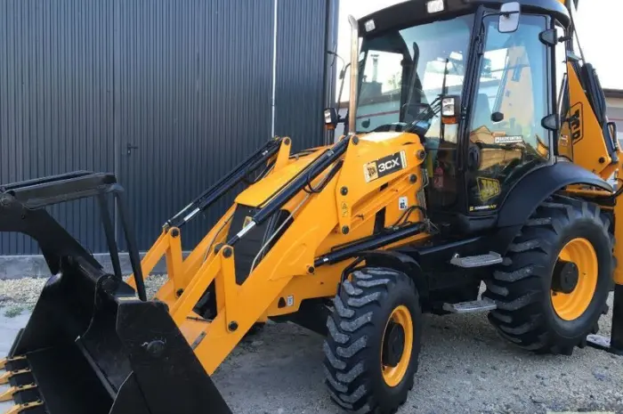 Экскаватор-погрузчик JCB 3CX Contractor 2010 года- фото № 3