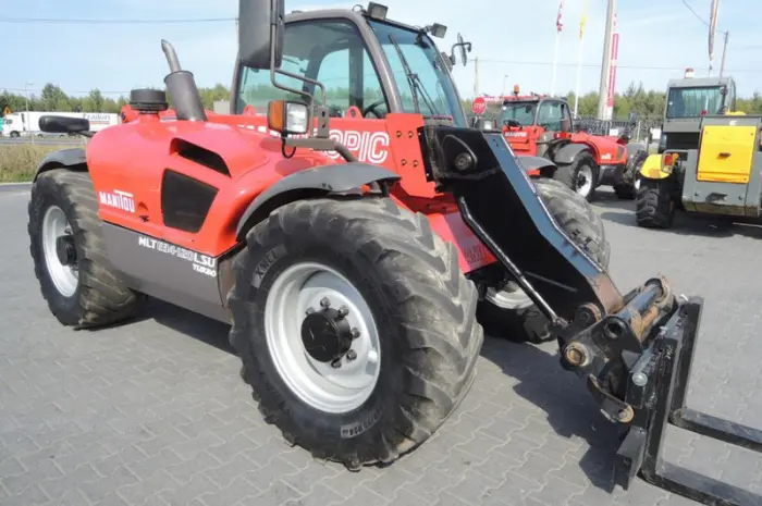 Телескопический погрузчик Manitou MLT 634 LSU Turbo 2007 года- фото № 1