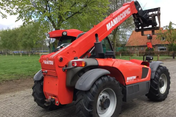 Телескопический погрузчик Manitou MLT 735-120 premium 2013 года- фото № 3