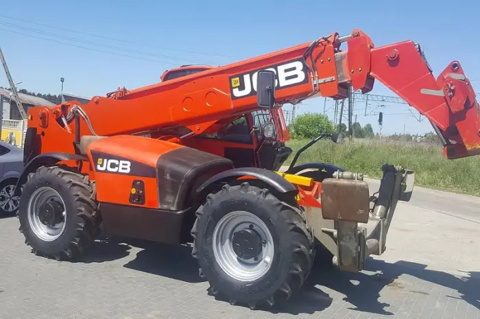Телескопический погрузчик JCB 535-125 2005 года- фото № 5