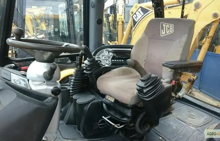 Экскаватор - погрузчик JCB 4CX 2007 года- фото № 10
