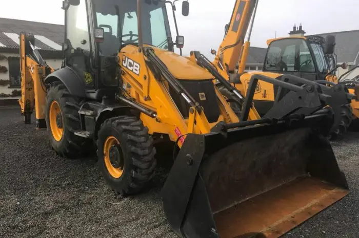 Экскаватор-погрузчик JCB 3cx Sitemaster 2011 года- фото № 1
