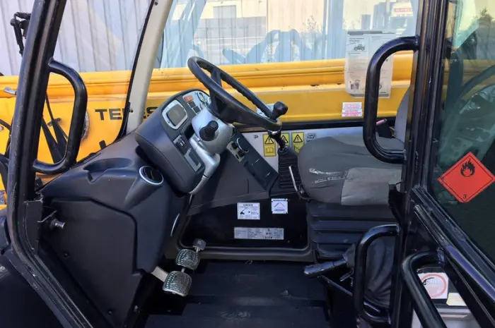 Телескопический погрузчик JCB 535-95 2007 года- фото № 6