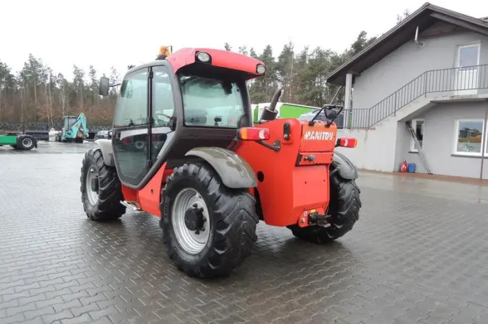 Телескопический погрузчик Manitou MLT 735-120 LSU 2011 года- фото № 3
