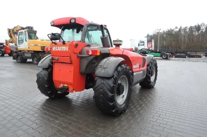 Телескопический погрузчик Manitou MLT 735-120 LSU 2011 года- фото № 4
