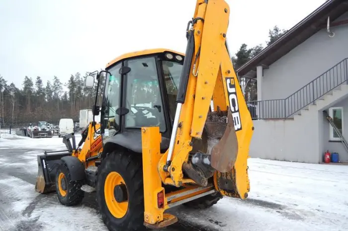 Экскаватор-погрузчик JCB 3CX 2011 года- фото № 2