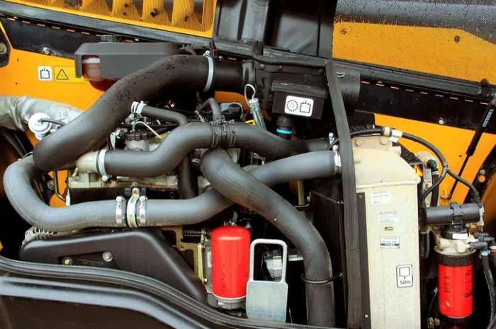 Телескопический погрузчик JCB 535-140 2013 года- фото № 3