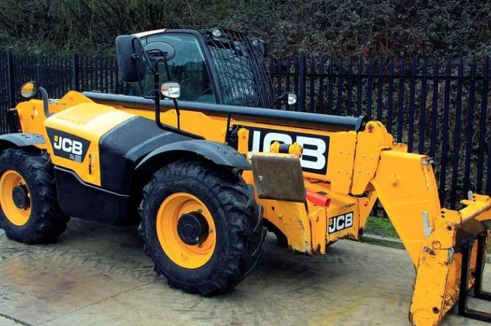 Телескопический погрузчик JCB 535-140 2013 года- фото № 5