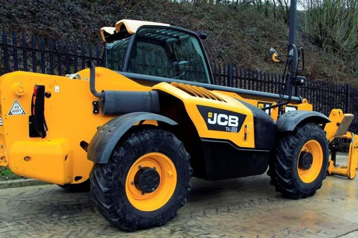 Телескопический погрузчик JCB 535-140 2013 года- фото № 6