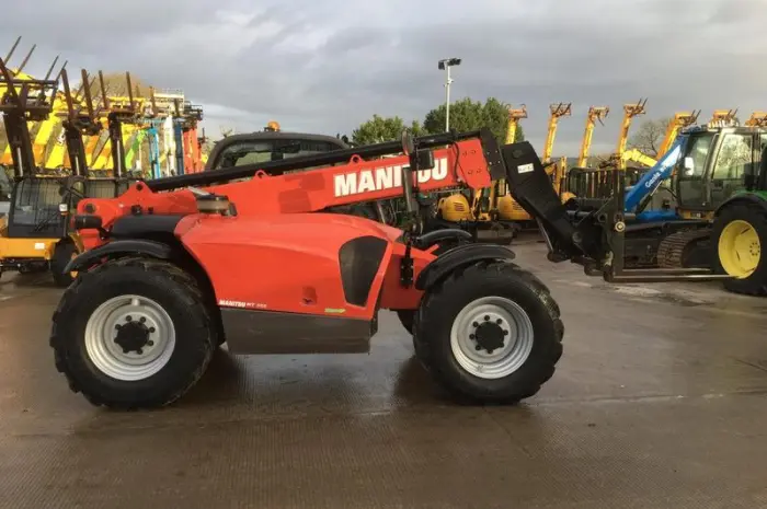 Телескопический погрузчик MANITOU МТ 932 2016 года- фото № 1