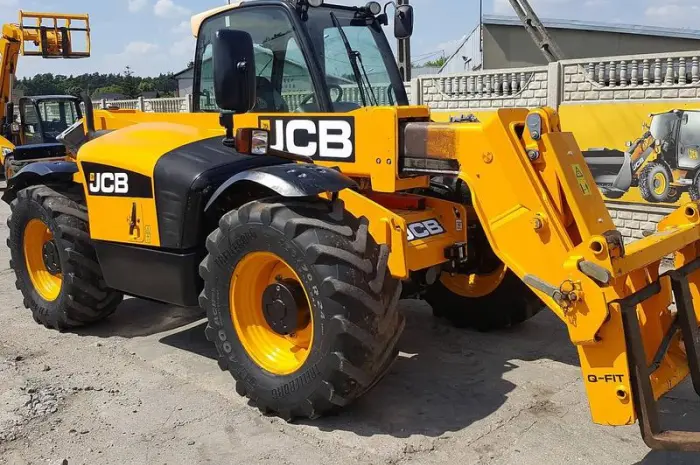 Телескопический погрузчик JCB 536-70 AGRI 2010 года- фото № 1