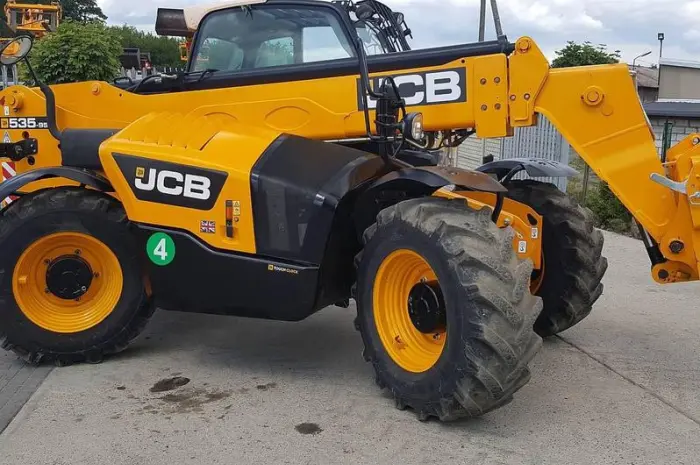 Телескопический погрузчик JCB 535 – 95 2013 года- фото № 1