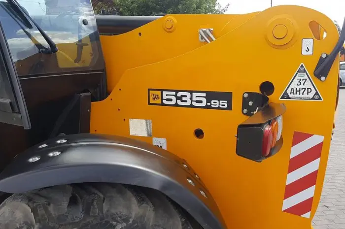 Телескопический погрузчик JCB 535 – 95 2013 года- фото № 4