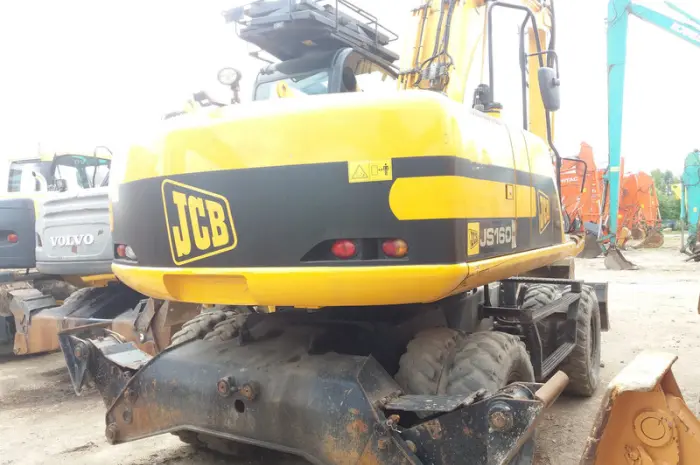 Колесный экскаватор JCB JS160W 2010 года- фото № 3