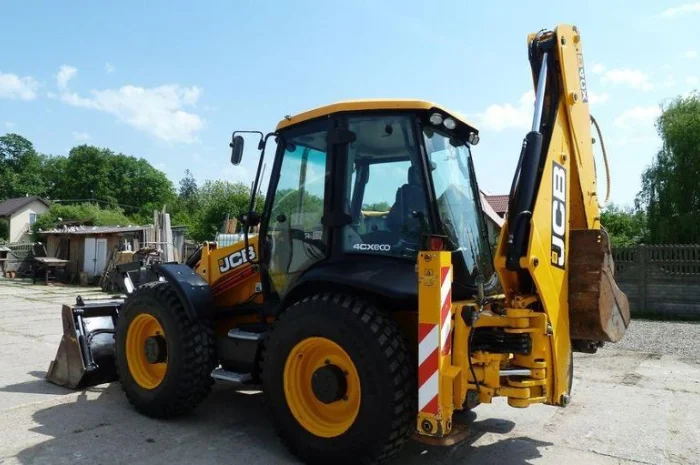 Экскаватор-погрузчик JCB 4CX 2013 года- фото № 1