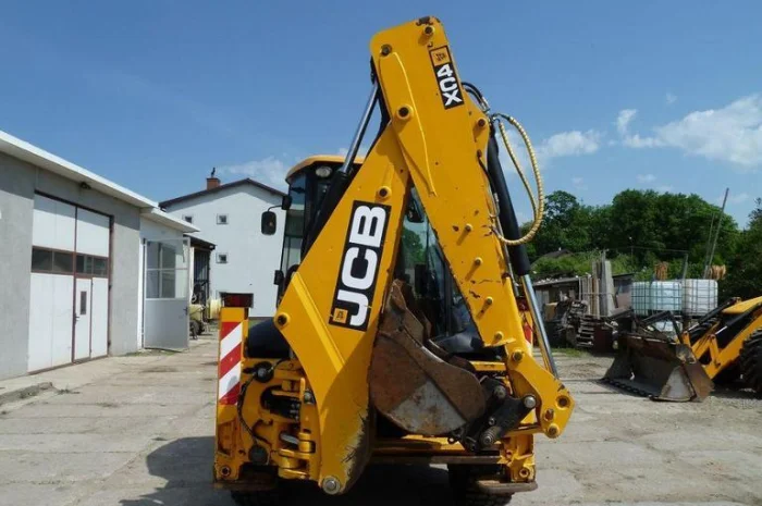 Экскаватор-погрузчик JCB 4CX 2013 года- фото № 7