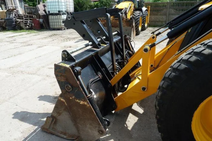 Экскаватор-погрузчик JCB 4CX 2013 года- фото № 8