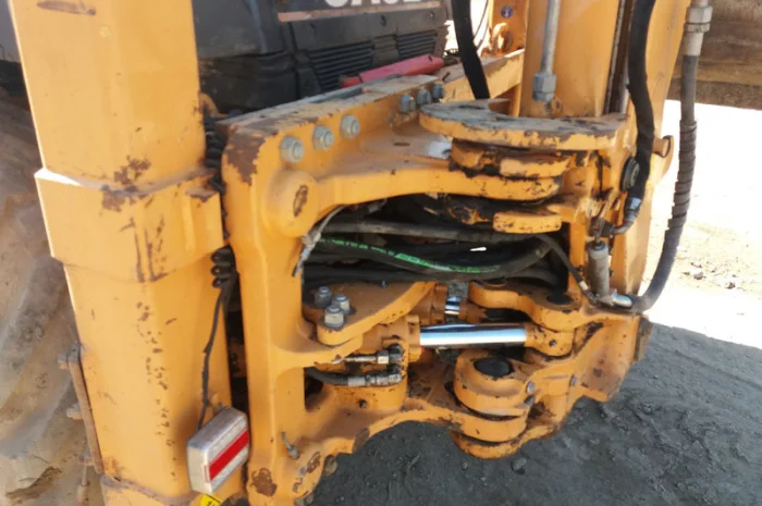 Экскаватор-погрузчик Case 695SR 2009 года- фото № 7