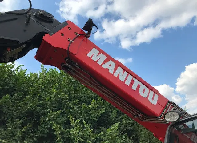 Телескопический погрузчик MANITOU MLT 735- 120 LSU PS 2010 года- фото № 3