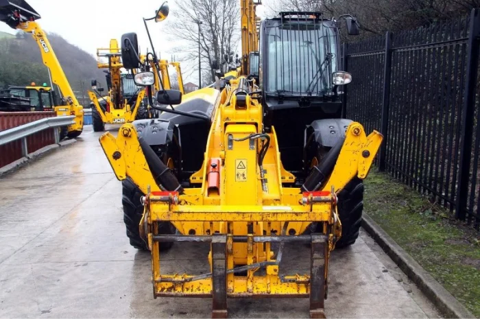 Телескопический погрузчик JCB 535-125 Hi Viz 2016 года- фото № 8