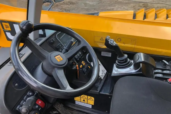 Телескопический погрузчик JCB 531-70 Agri Super 2013 года- фото № 10