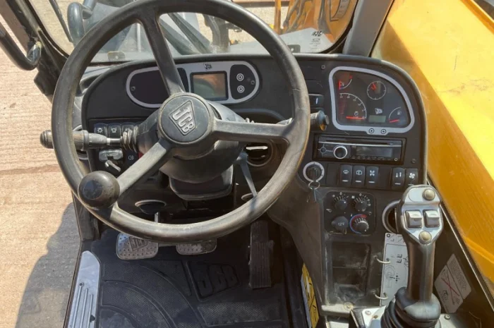 JCB 531-70 Agri Super 2012 р- фото № 5