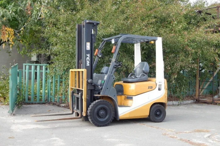 Вилочный погрузчик бу TCM FG15-19- фото № 1