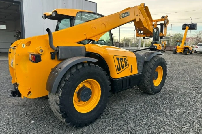 Телескопічний навантажувач JCB 531-70 Agri Plus Ковш і вили- фото № 4