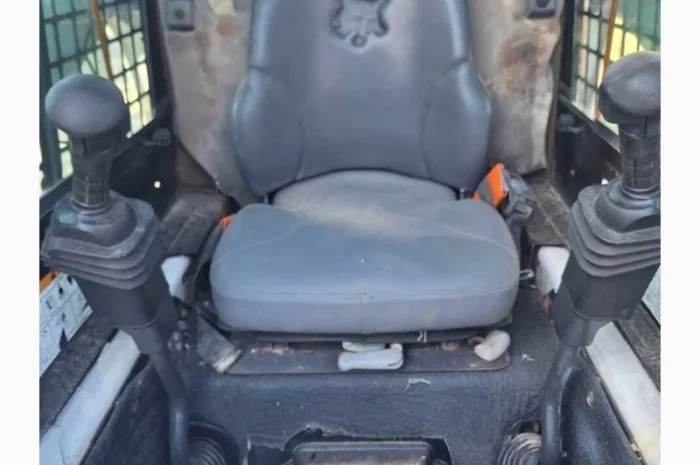 Міні-навантажувач Bobcat S250 High Flow- фото № 5