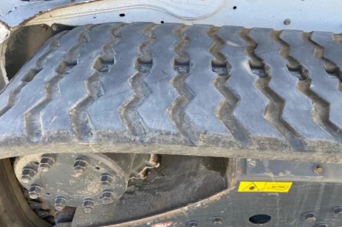 Міні навантажувач Bobcat Т750 High Flow- фото № 9