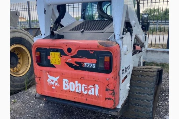 Міні навантажувач Bobcat Т750 High Flow- фото № 5
