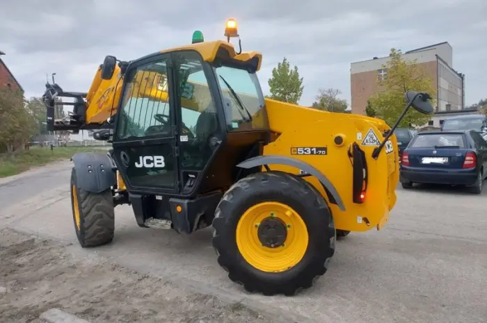 Телескопічний навантажувач JCB 531-70- фото № 4