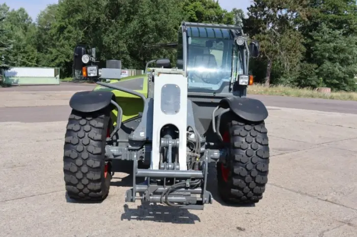 Телескопічний навантажувач Claas SCORPION 7045- фото № 1