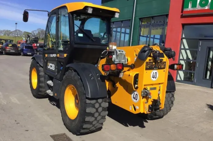 Телескопічний навантажувач JCB 541-70 Agri (2019)- фото № 4