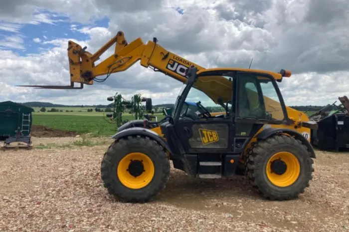 Телескопічний навантажувач JCB 541-70 Agri (2006)- фото № 2