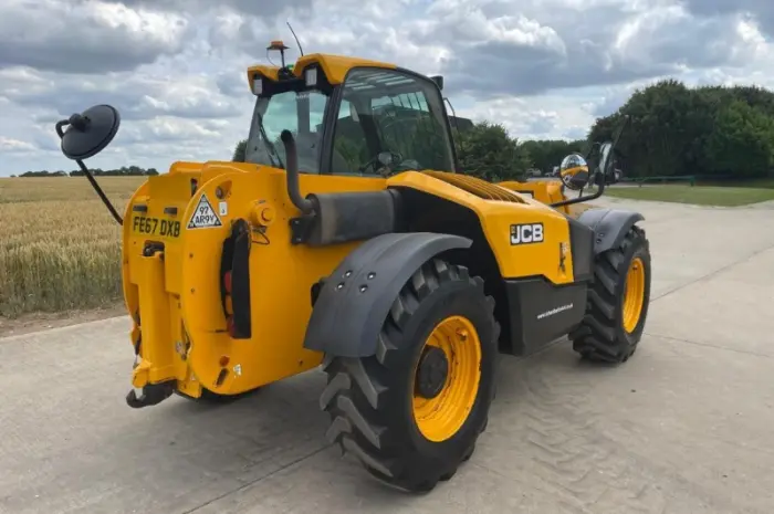Телескопічний навантажувач JCB 531-70 (2017)- фото № 1
