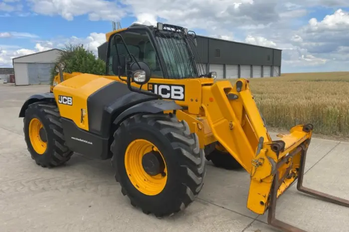Телескопічний навантажувач JCB 531-70 (2017)- фото № 2
