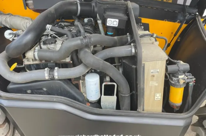 Телескопічний навантажувач JCB 531-70 (2017)- фото № 6