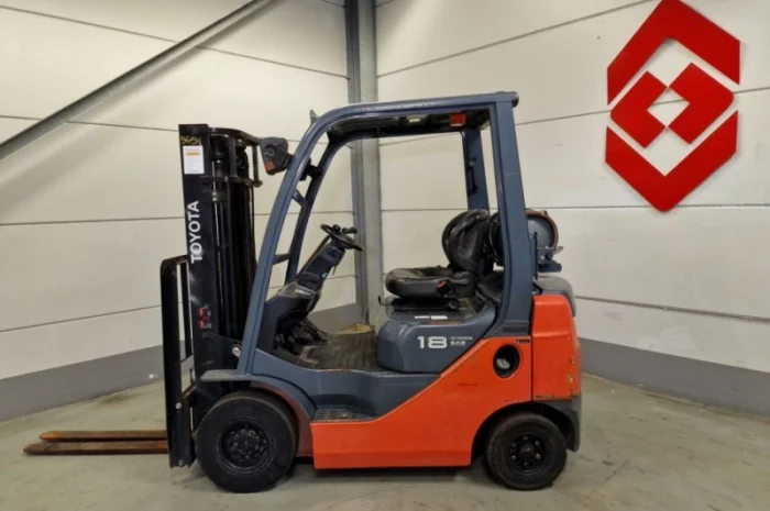 TOYOTA 32-8FG18 (Автонавантажувач, навантажувач, кара, погружчик)- фото № 2