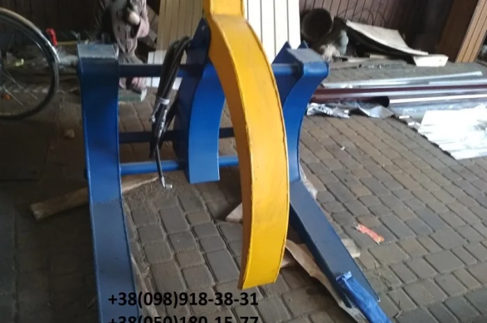 Вилы для погрузки леса, бревен (лесной захват) на фронтальный погрузчик- фото № 2