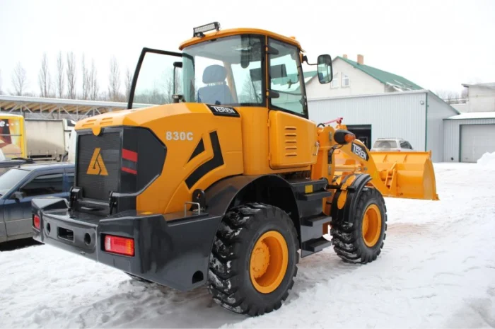 Фронтальный погрузчик модель: 830с- фото № 2